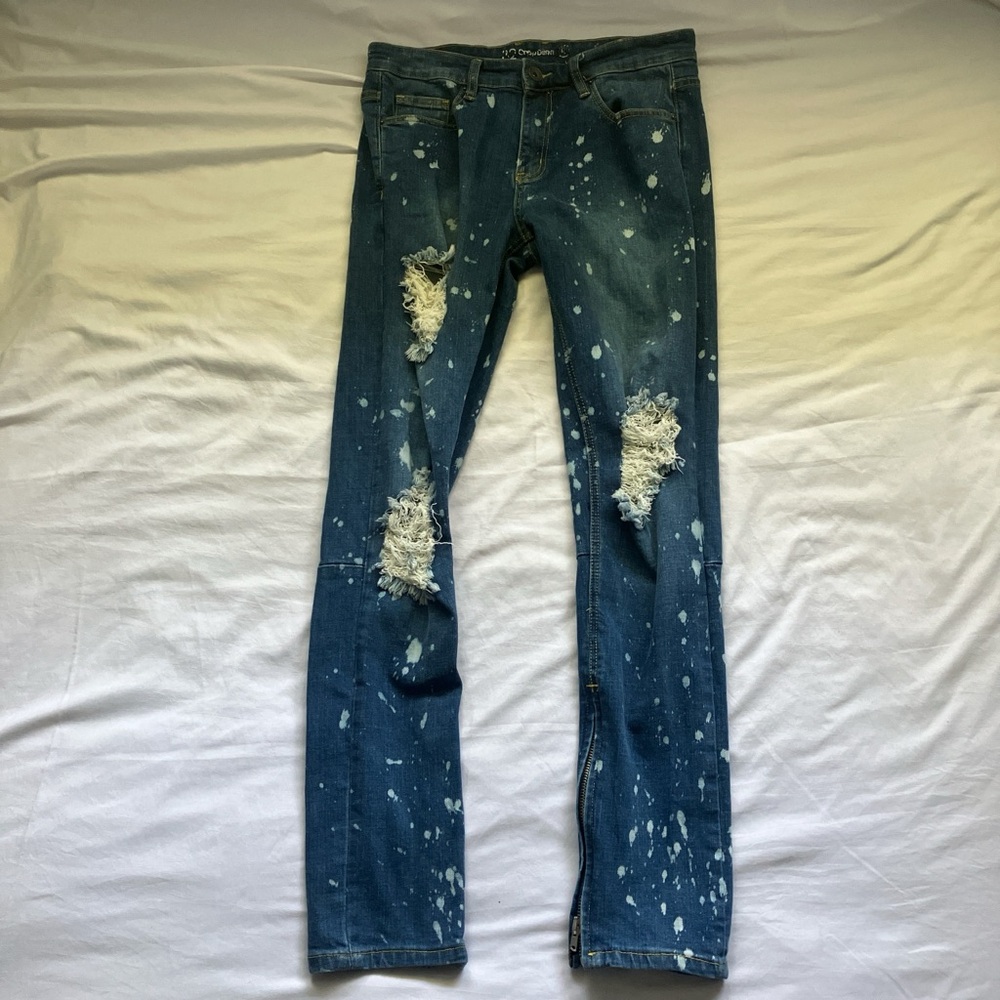 Crysp Denim Blue Jeans 
Size 32x32 - Picture 2 of 7